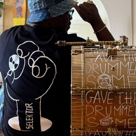 Daru-Jones-Snow-Milk-Signature-Drum-sets by Tikki Guitars-2