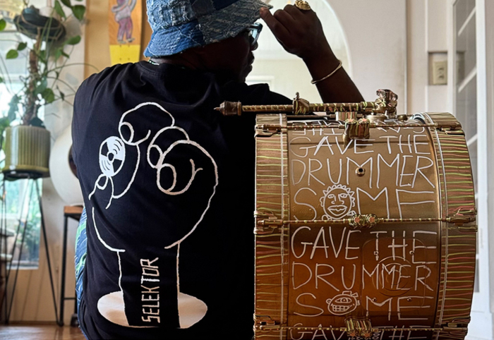 Daru-Jones-Snow-Milk-Signature-Drum-sets by Tikki Guitars-2