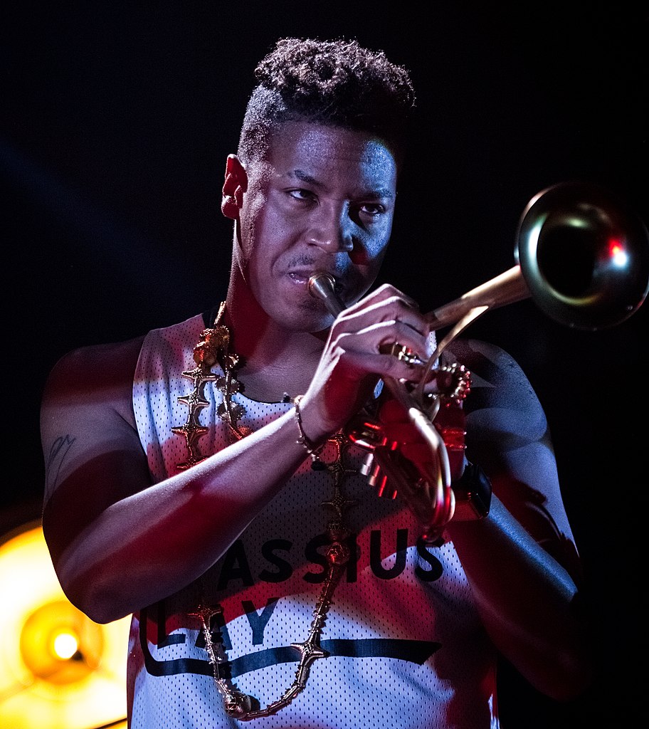 912px-Christian_Scott_-_Leverkusener_Jazztage_2016-AL2365